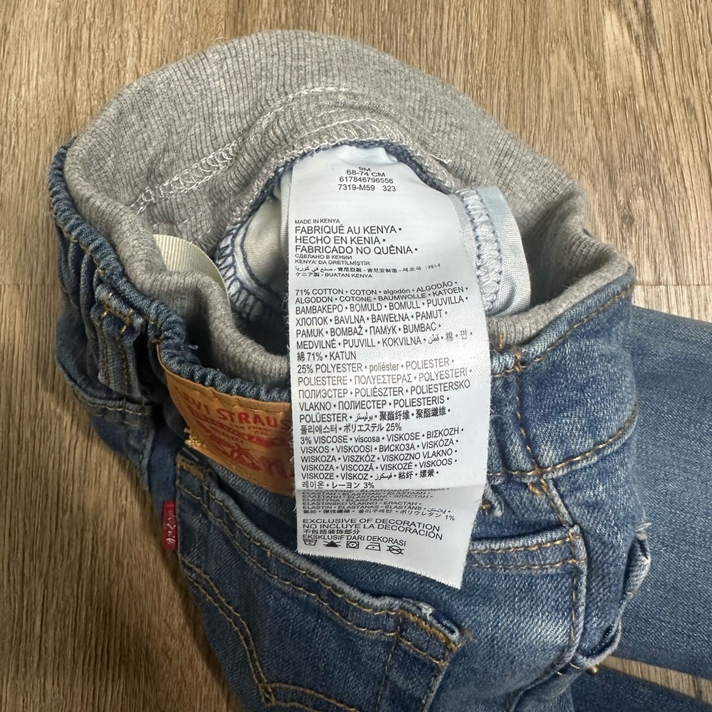 Levi's Baby Pull-On Distressed Jeans 9M - Picture 4 of 4